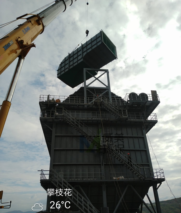 河北威美環(huán)保磷化工60萬氣量水淬渣、渣汽收集處理靜電除霧器施工現(xiàn)場
